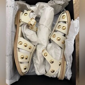 Freda Salvador Sera Fisherman Sandals Dove White Gold Studs women’s 5.5